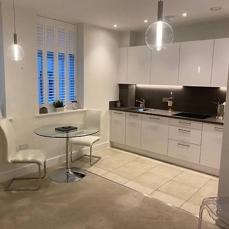 Unrivalled Location - Five Star - Worcester Apartment Exteriér fotografie