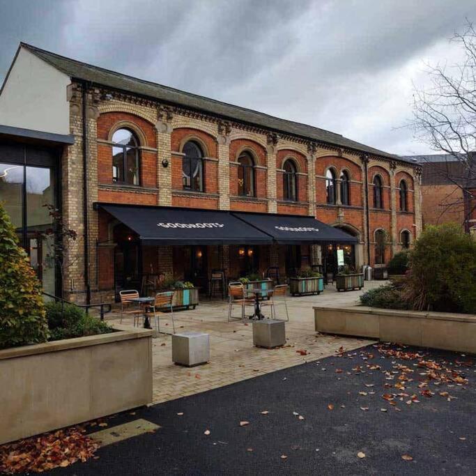 Unrivalled Location - Five Star - Worcester Apartment Exteriér fotografie