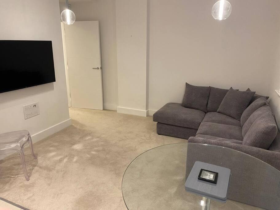 Unrivalled Location - Five Star - Worcester Apartment Exteriér fotografie